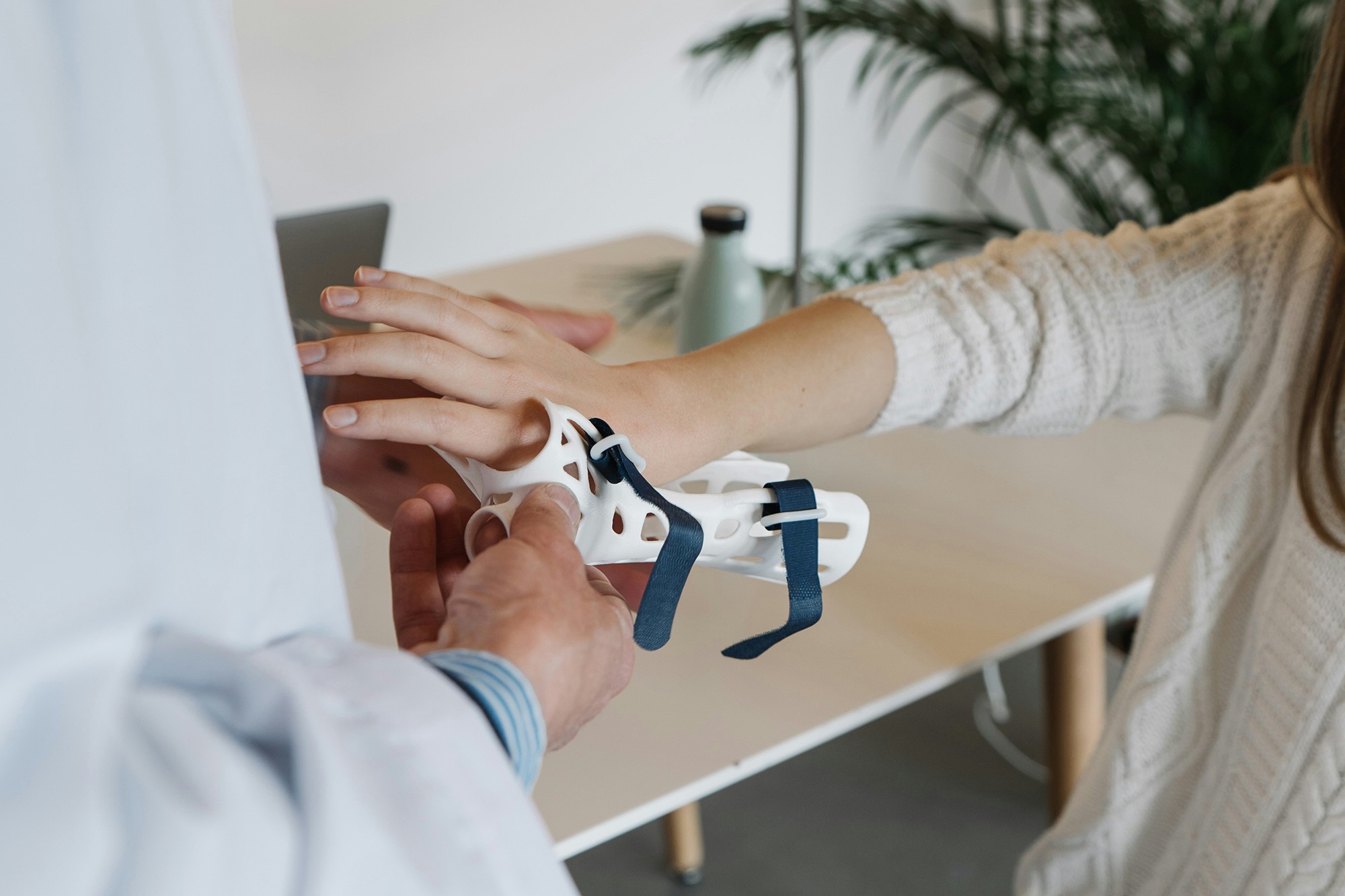 A image that shows a mountain range